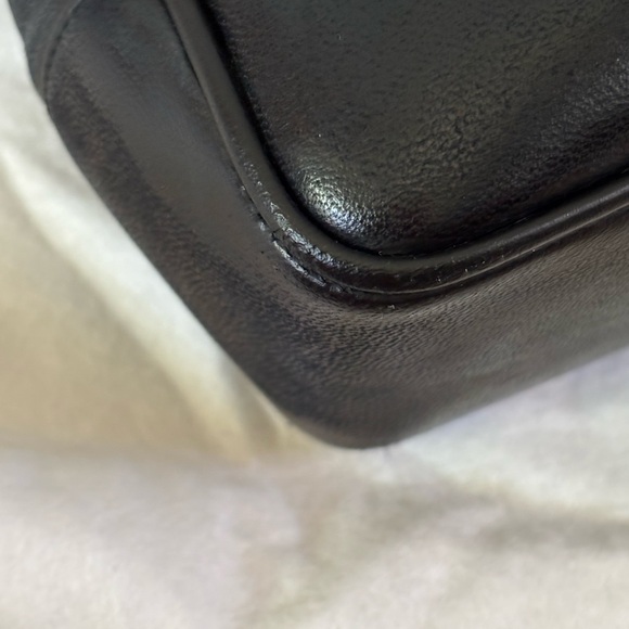 ⭕️SOLD⭕️ Chanel Black Maletasse Quilted lambskin Shoulder Bag with Gold Chain - Picture 6 of 14